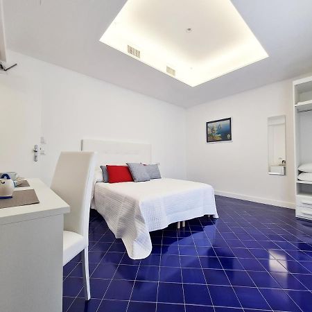 Domus Sole Bed & Breakfast ซอร์เรนโต ภายนอก รูปภาพ