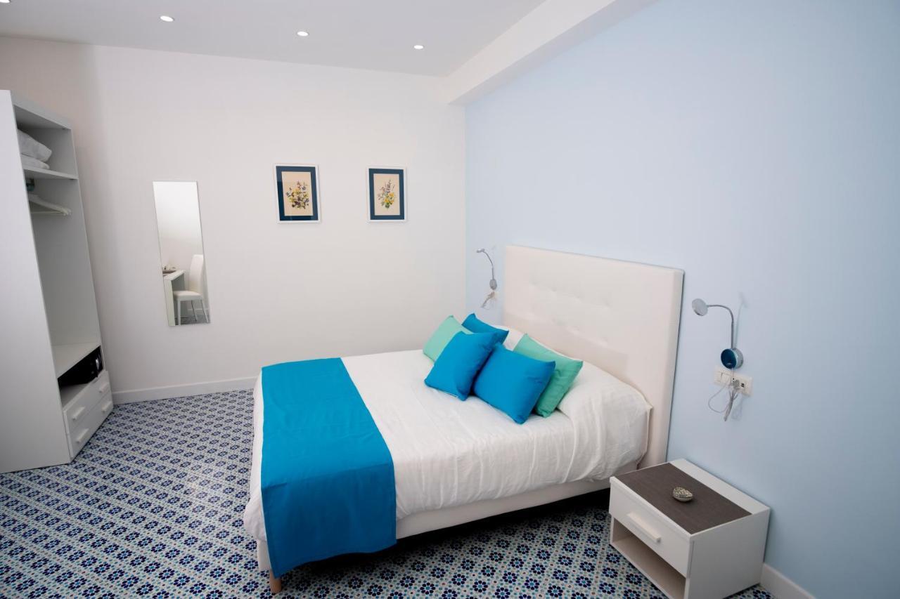 Domus Sole Bed & Breakfast ซอร์เรนโต ภายนอก รูปภาพ