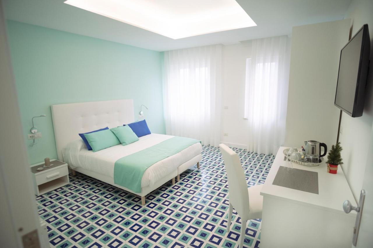 Domus Sole Bed & Breakfast ซอร์เรนโต ภายนอก รูปภาพ